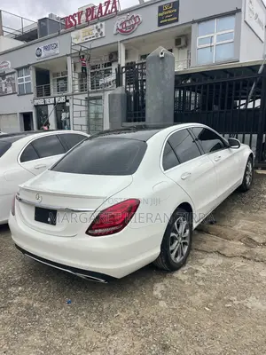 Mercedes-Benz C300 2017 White