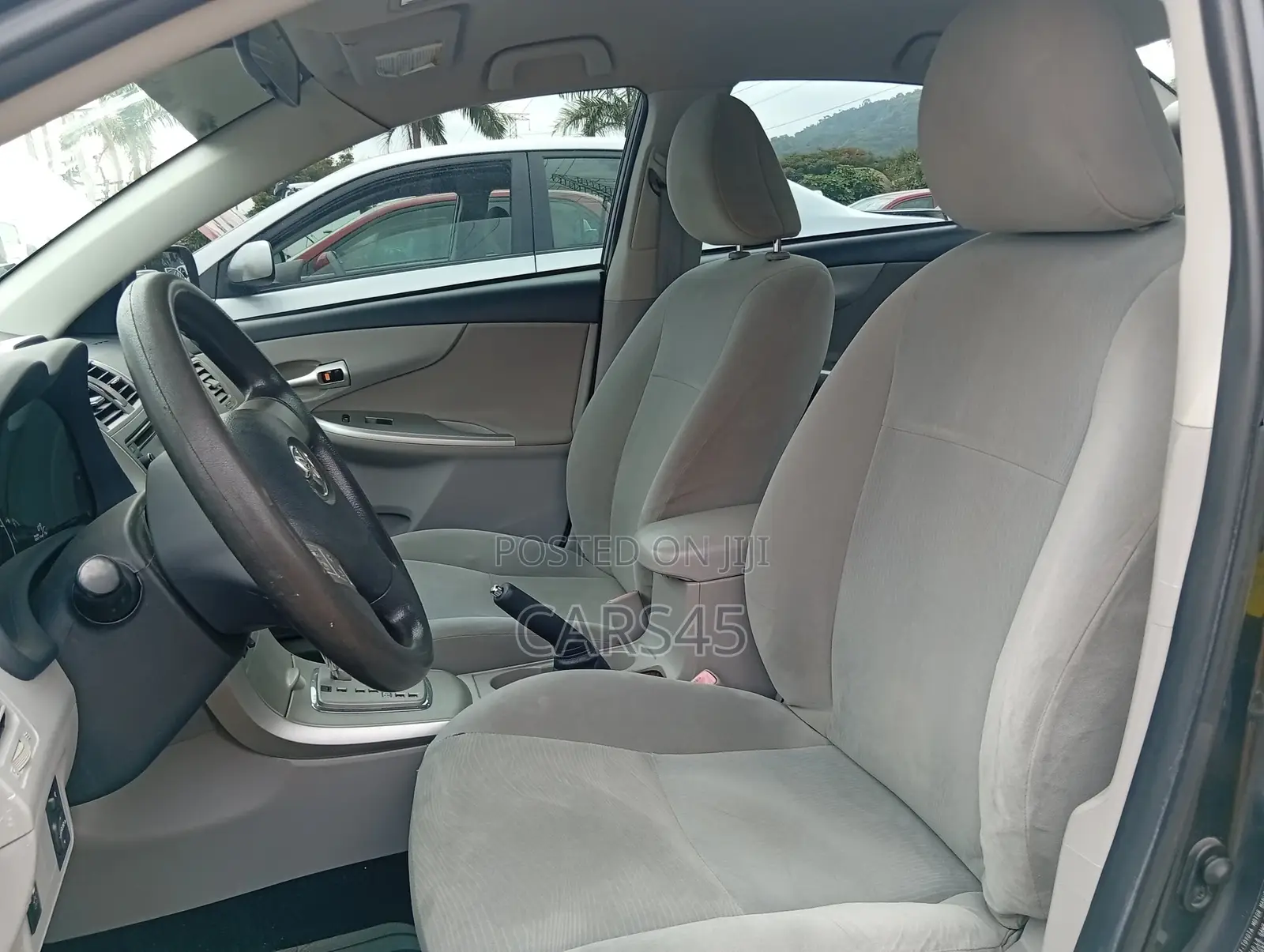 Toyota Corolla 2011 Gray