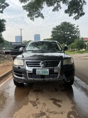 Volkswagen Touareg 2008 Gray