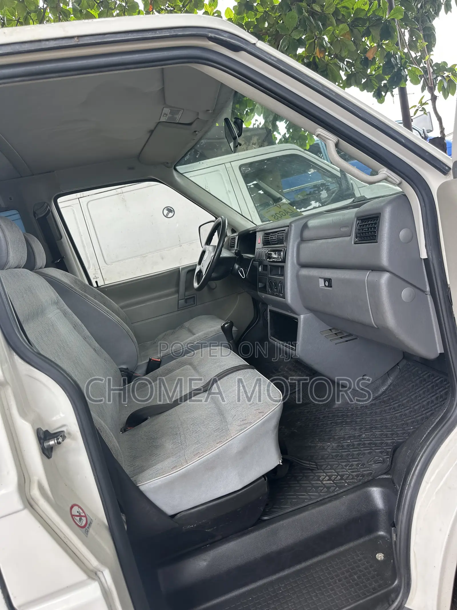 Volkswagen Transporter 2005 White