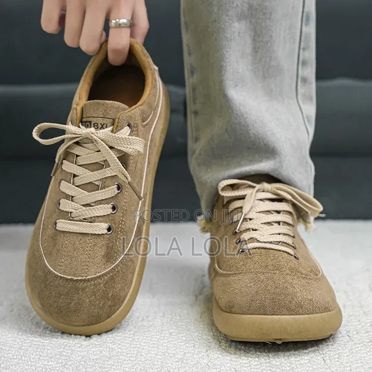 High Quality Shoes for Men and Female