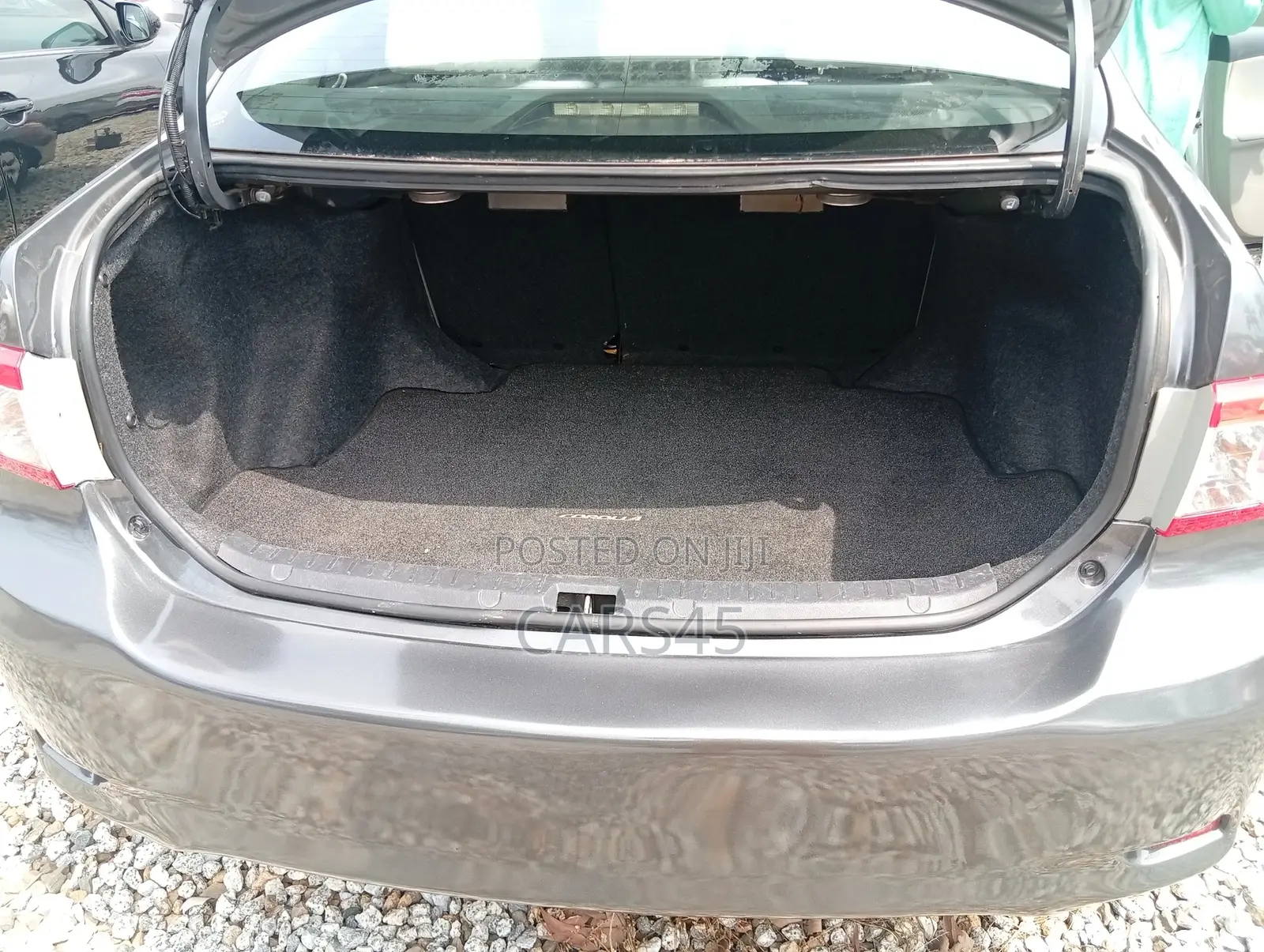 Toyota Corolla 2011 Gray