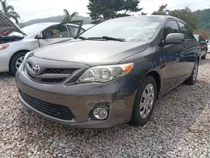Toyota Corolla 2011 Gray