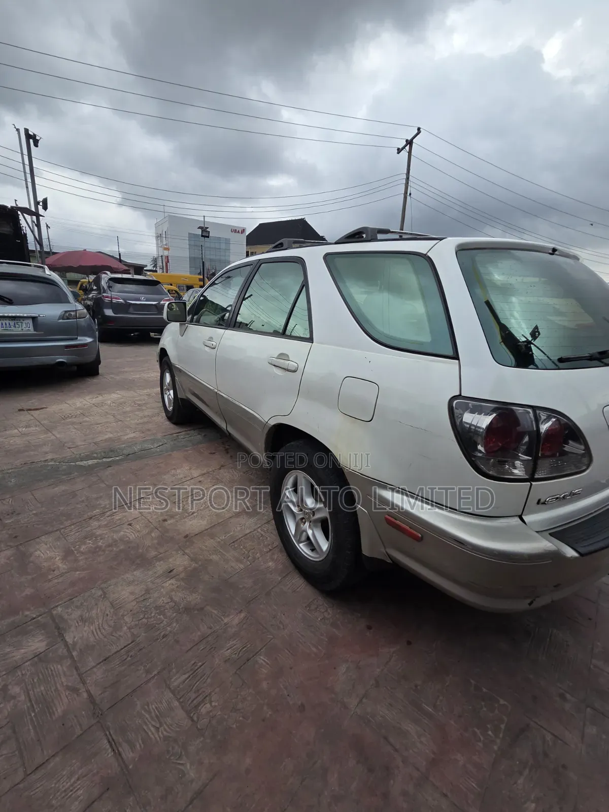 Lexus RX 2001 White