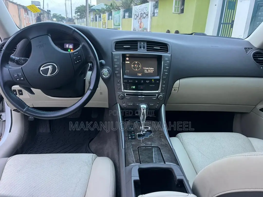 Lexus IS 250 2009 White