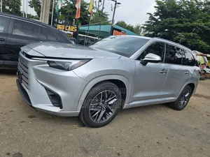 Lexus TX 2025 Silver
