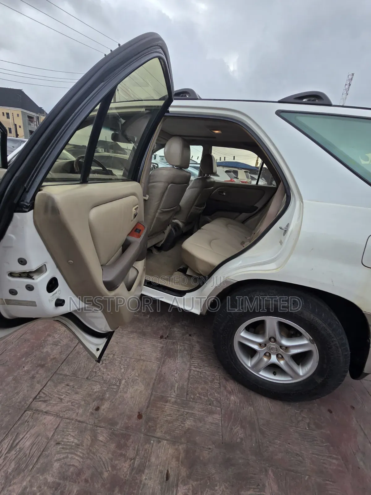 Lexus RX 2001 White