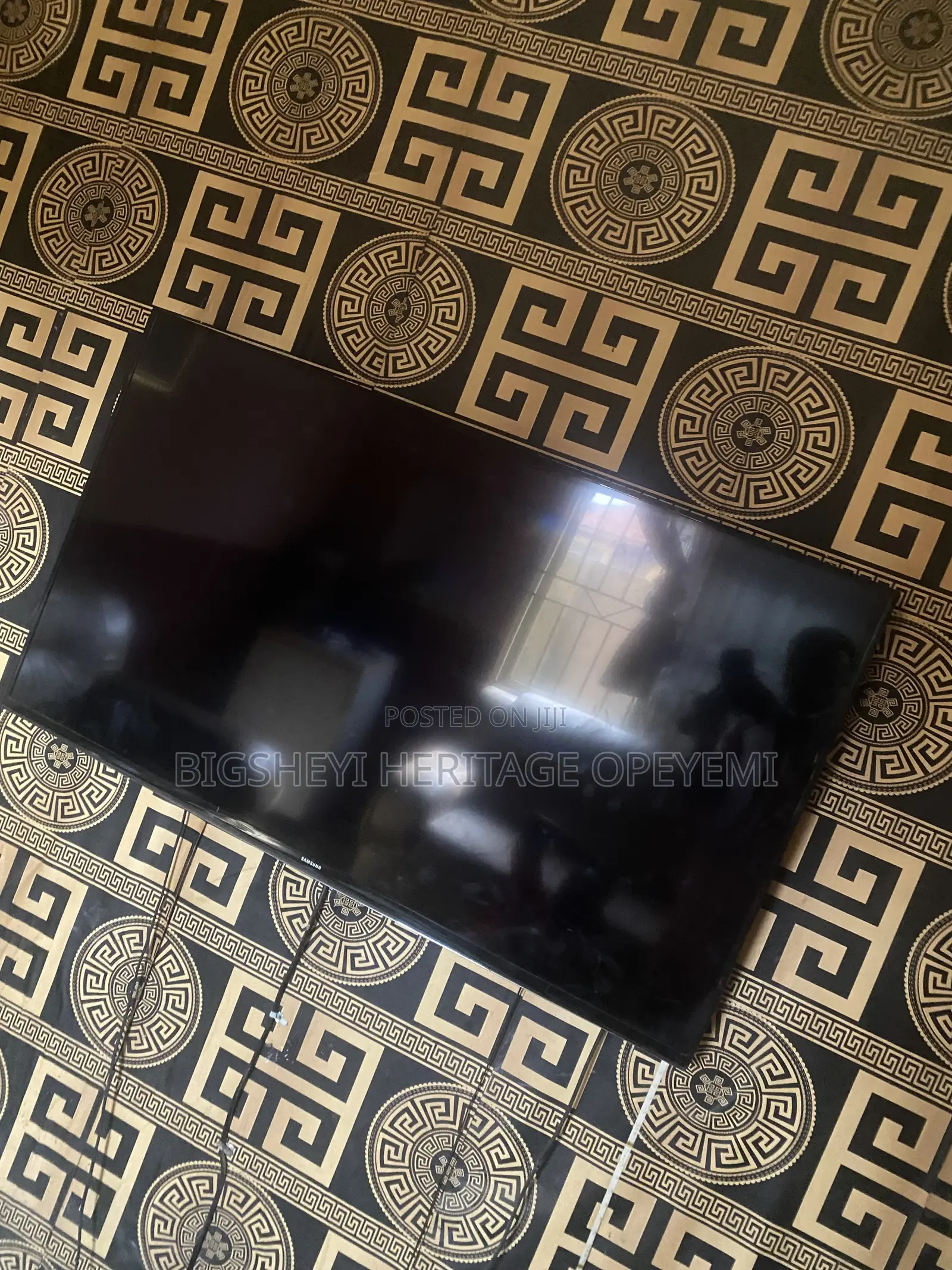 Samsung 55 Inches Smart Tv
