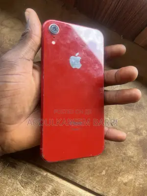 Apple iPhone XR 64 GB Red
