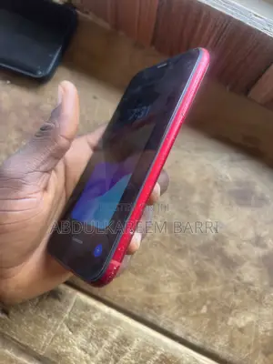 Apple iPhone XR 64 GB Red
