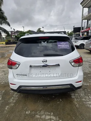 Nissan Pathfinder 2016 White
