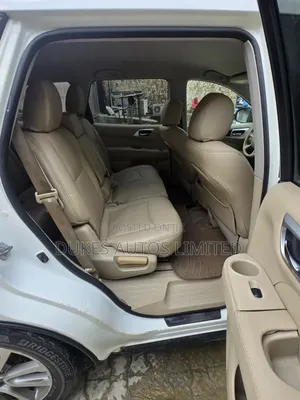 Nissan Pathfinder 2016 White