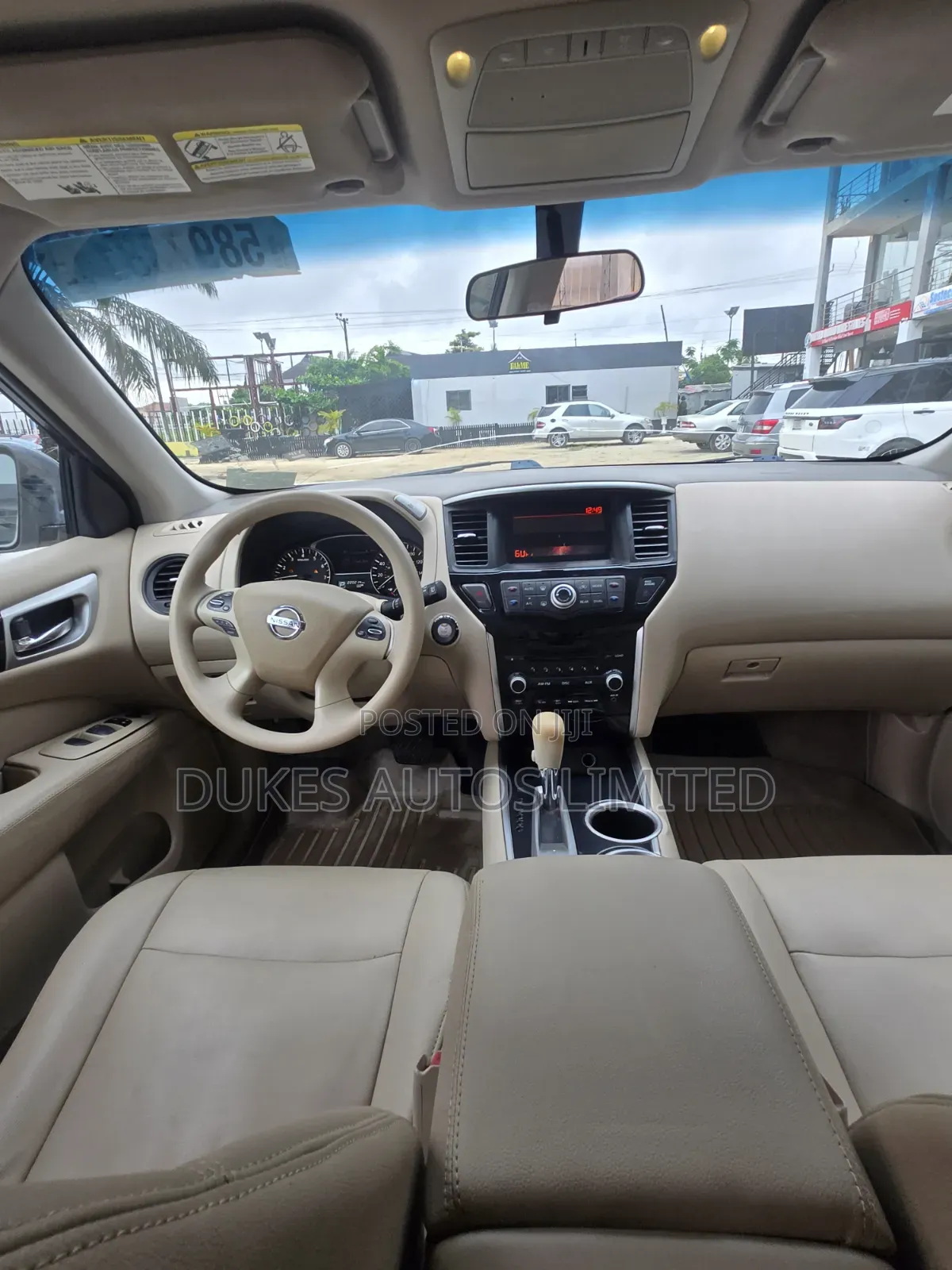 Nissan Pathfinder 2016 White