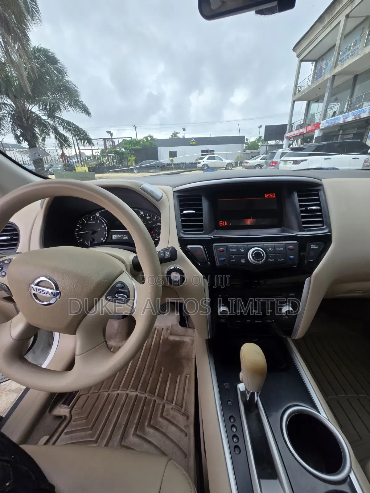 Nissan Pathfinder 2016 White
