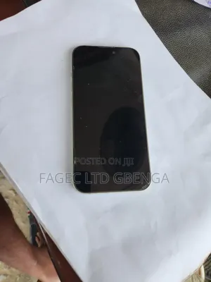 Apple iPhone 15 128 GB Green