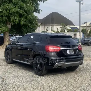 Mercedes-Benz GLA 250 2015 Black