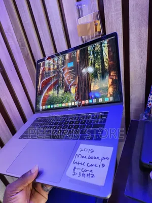 Laptop Apple MacBook Pro 2019 16GB Intel Core i9 SSD 512GB