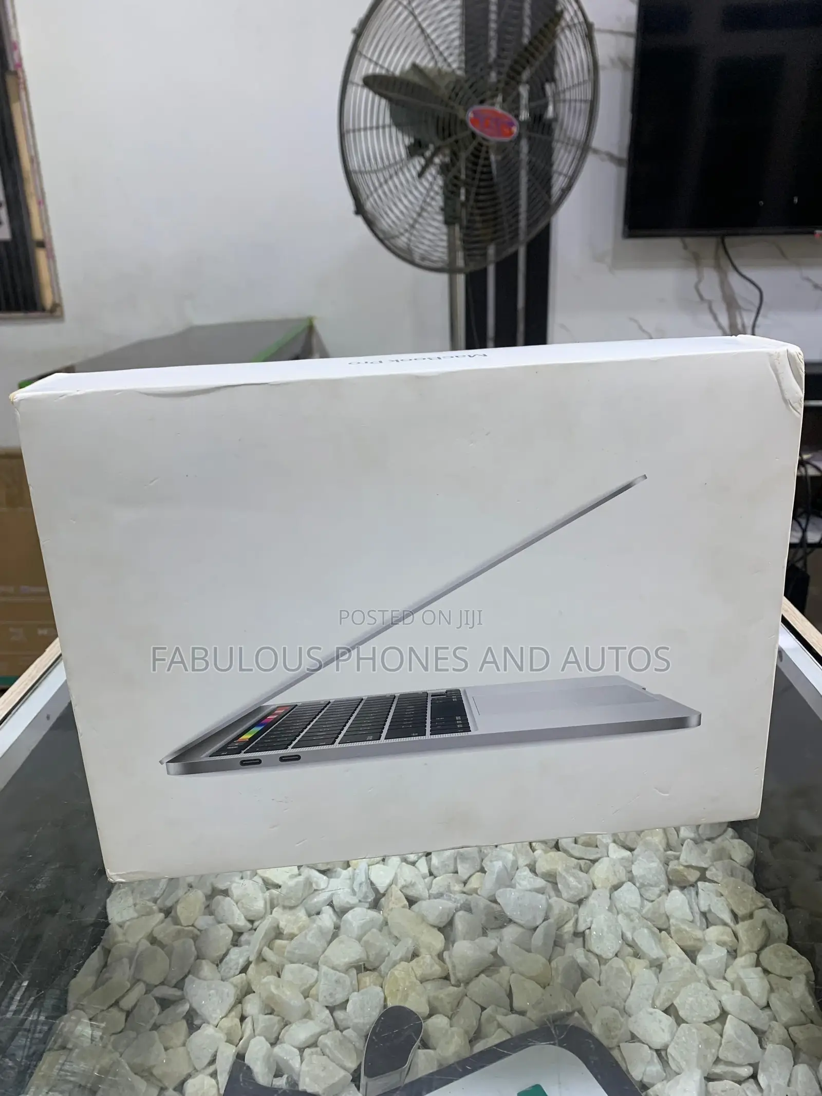 Laptop Apple MacBook Pro 2019 16GB Intel Core i7 SSD 256GB