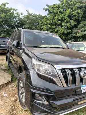 Toyota Land Cruiser Prado 2010 Black