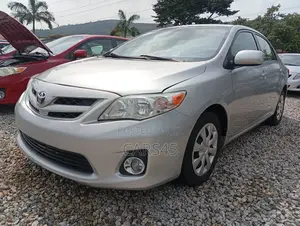 Toyota Corolla 2011 Silver