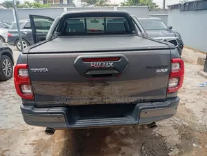 Toyota Hilux Revo Single Cab Petrol 2.7 RWD 2022 Gray