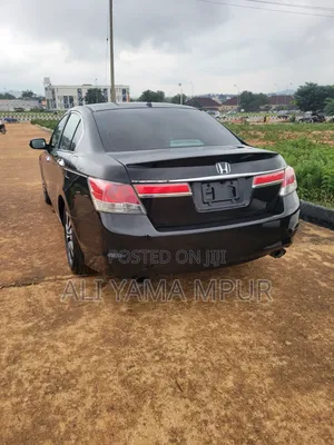 Honda Accord 2011 Black