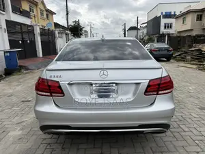 Mercedes-Benz E350 Base 4Matic Sedan AWD (3.5L 6cyl 7A) 2015 Silver