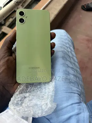Samsung Galaxy A05 64 GB Yellow
