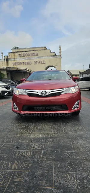 Toyota Camry 2014 Red