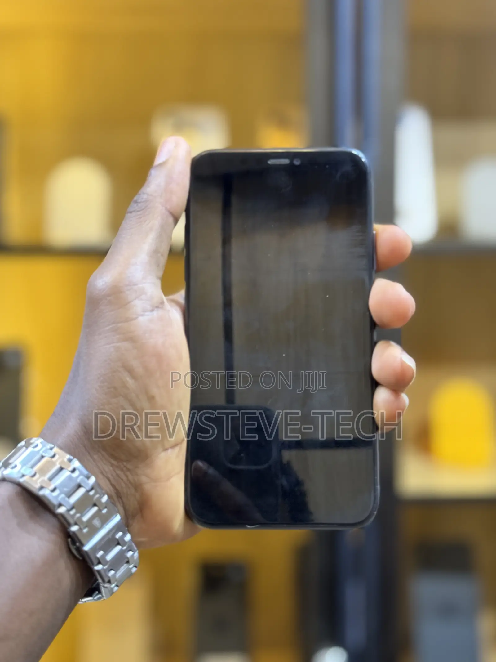 Apple iPhone 11 64 GB Black