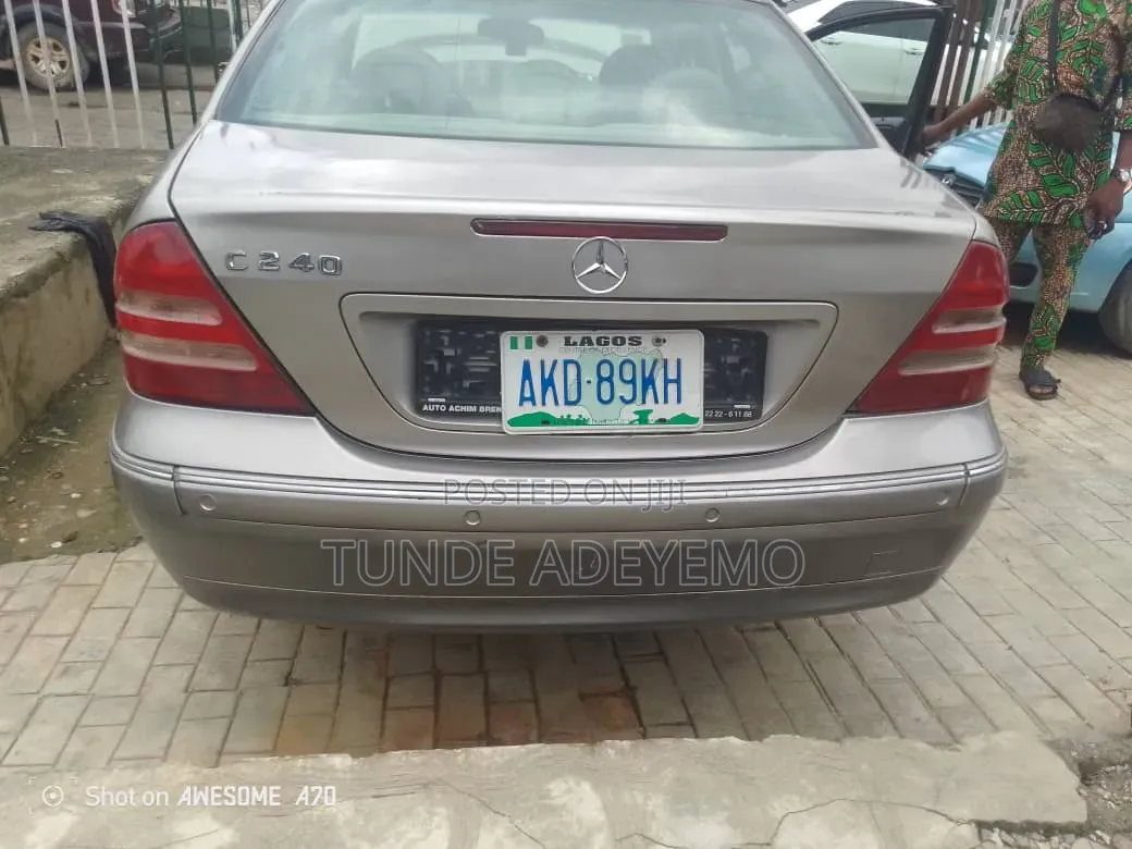 Mercedes-Benz C-Class 2004 Silver