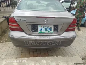 Mercedes-Benz C-Class 2004 Silver