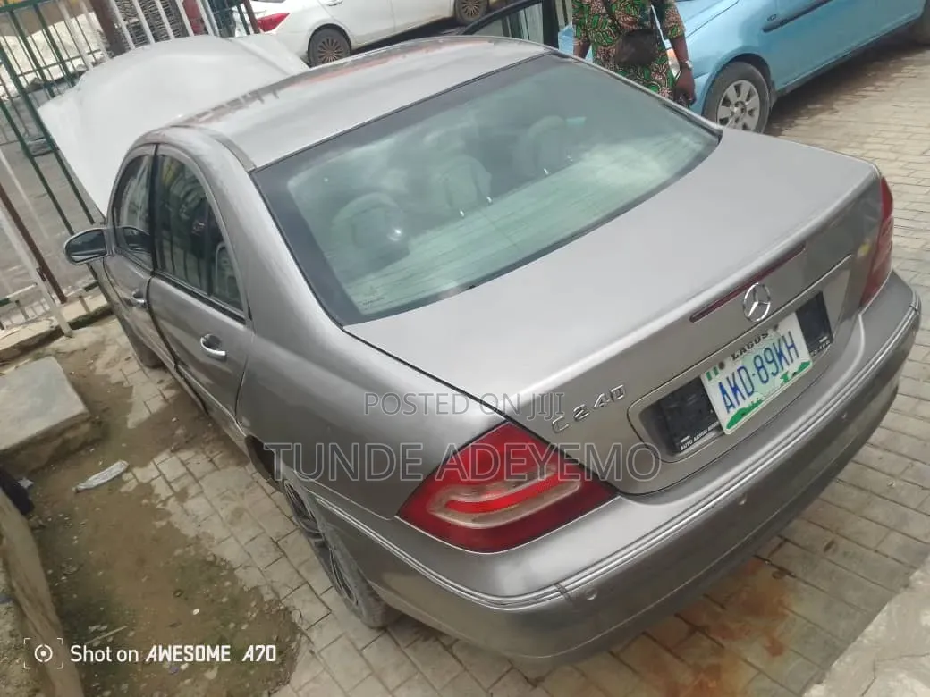 Mercedes-Benz C-Class 2004 Silver