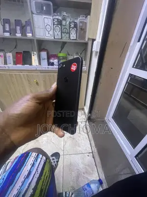 New Apple iPhone 7 32 GB Black