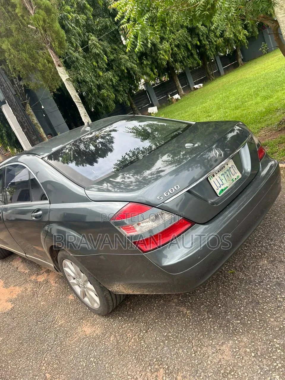 Mercedes-Benz S-Class 2010 Gray