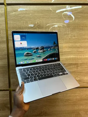 Laptop Apple MacBook Pro 2020 M1 8GB Apple M1 SSD 256GB
