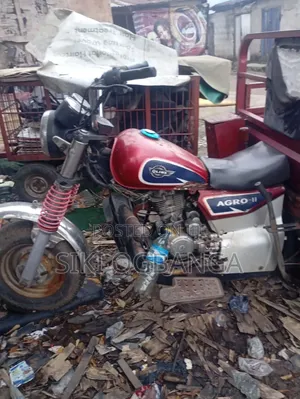 Qlink XP 200 2008 Red
