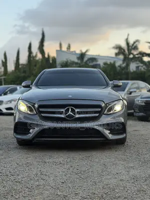 Mercedes-Benz E300 2017 Gray