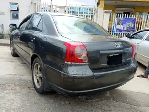 Toyota Avensis 2008 Gray