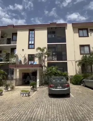 4bdrm Block of Flats in 4 Bedroom Spacious, Garki 2 for rent
