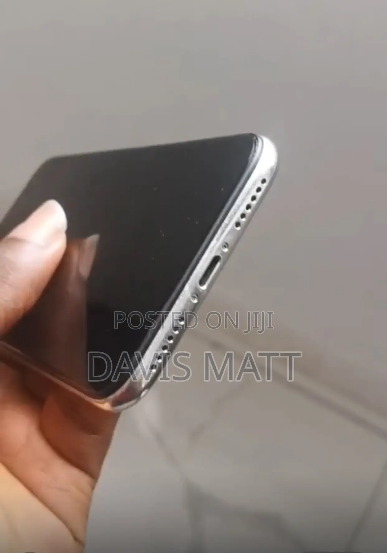 Apple iPhone X 64 GB White