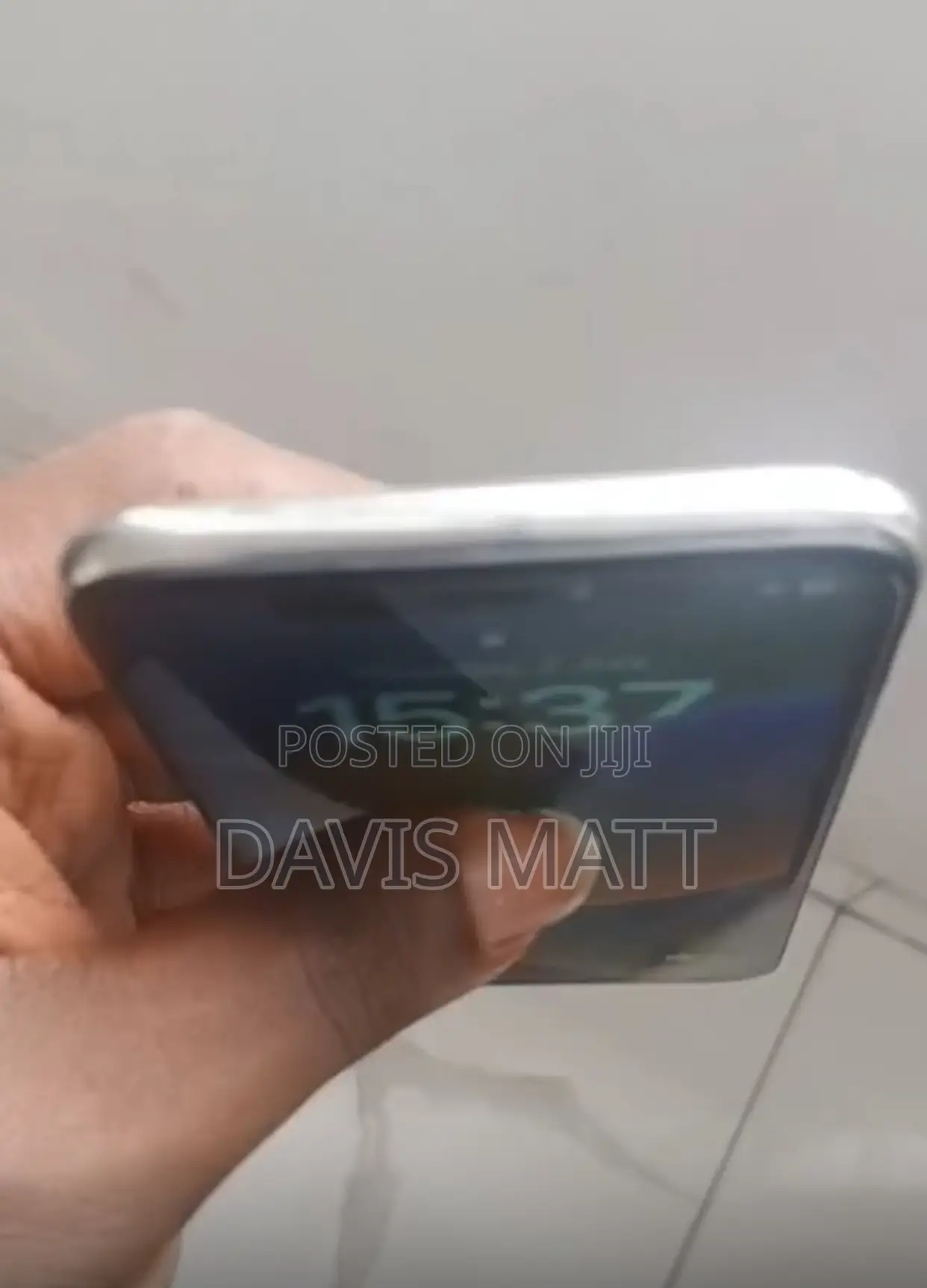 Apple iPhone X 64 GB White