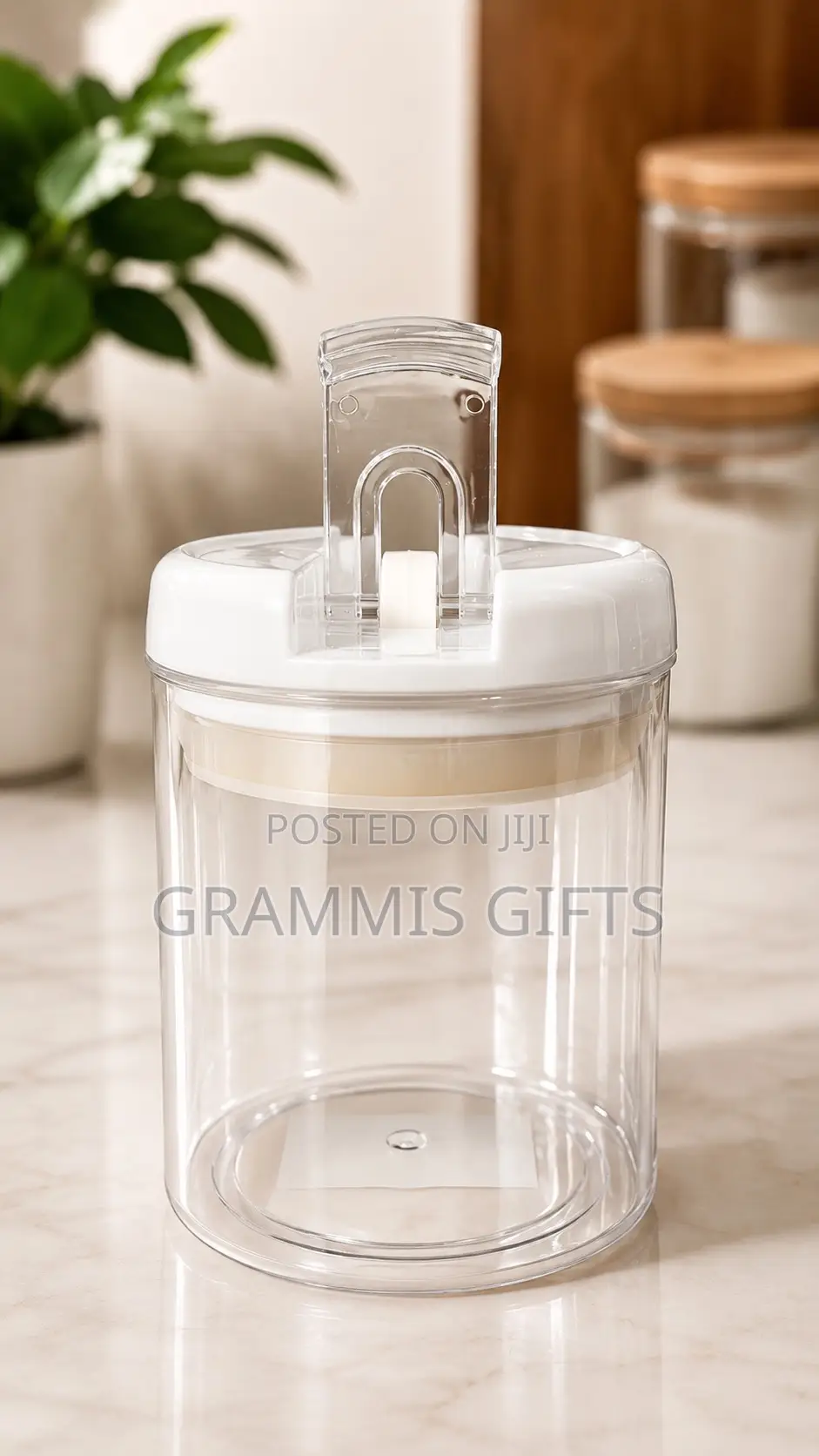 680ml Easy Lock Airtight Container
