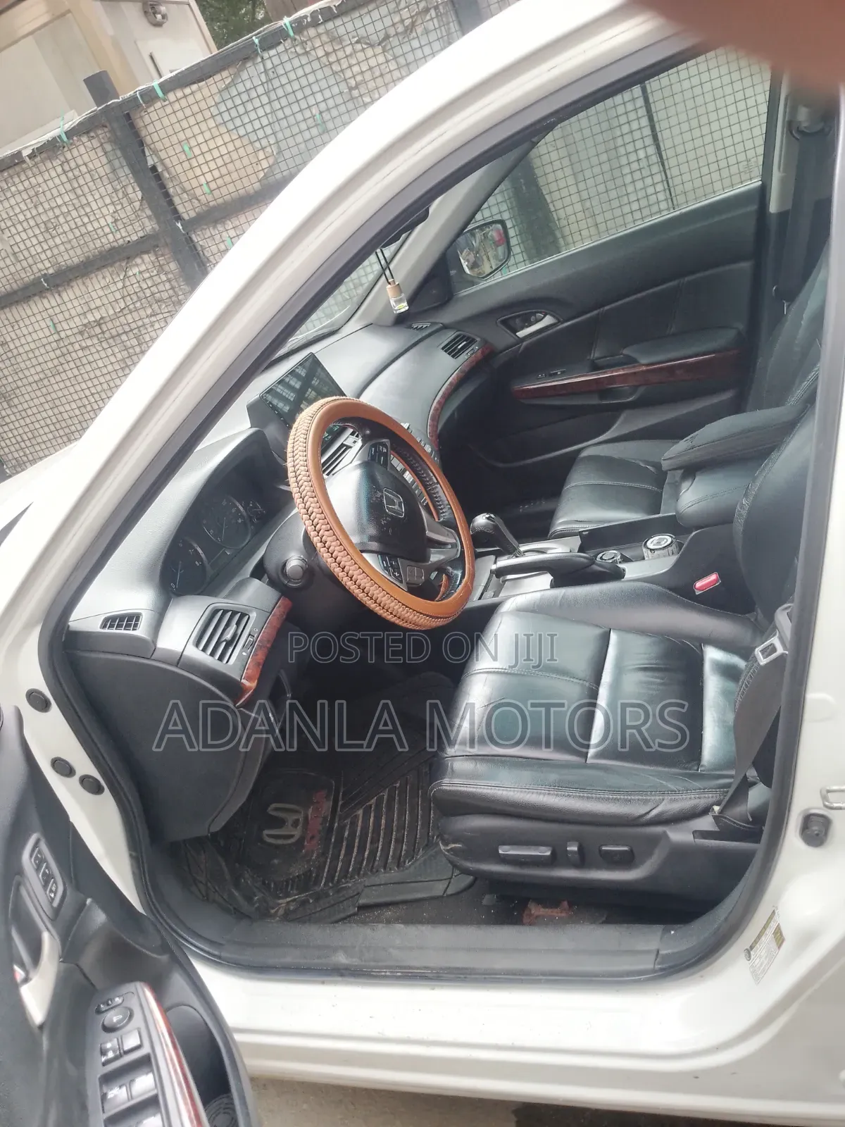 Honda Crosstour 2012 White