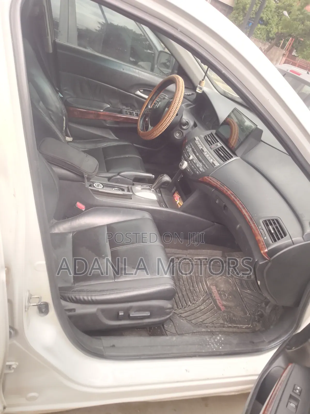 Honda Crosstour 2012 White