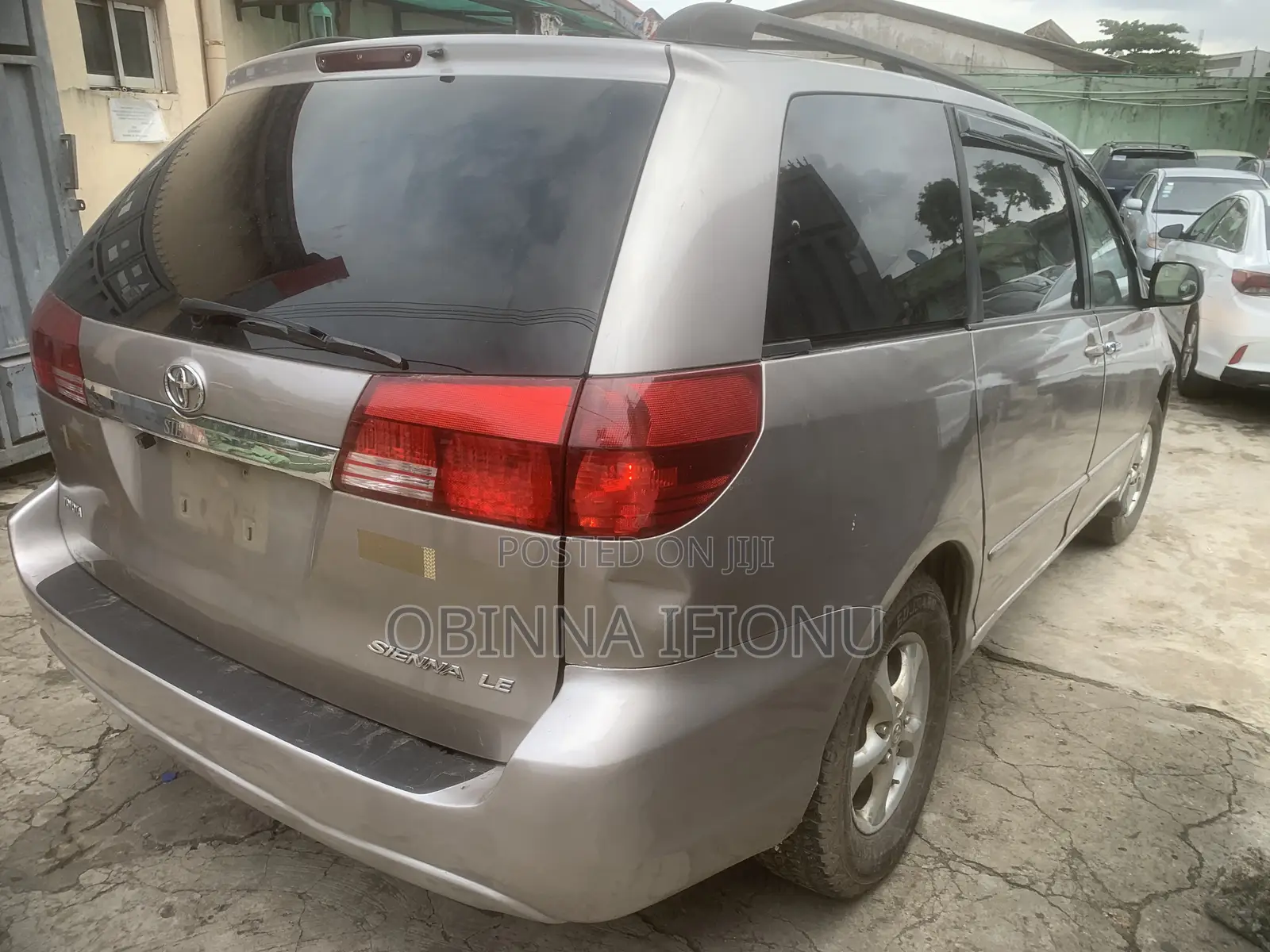 Toyota Sienna 2005 Silver