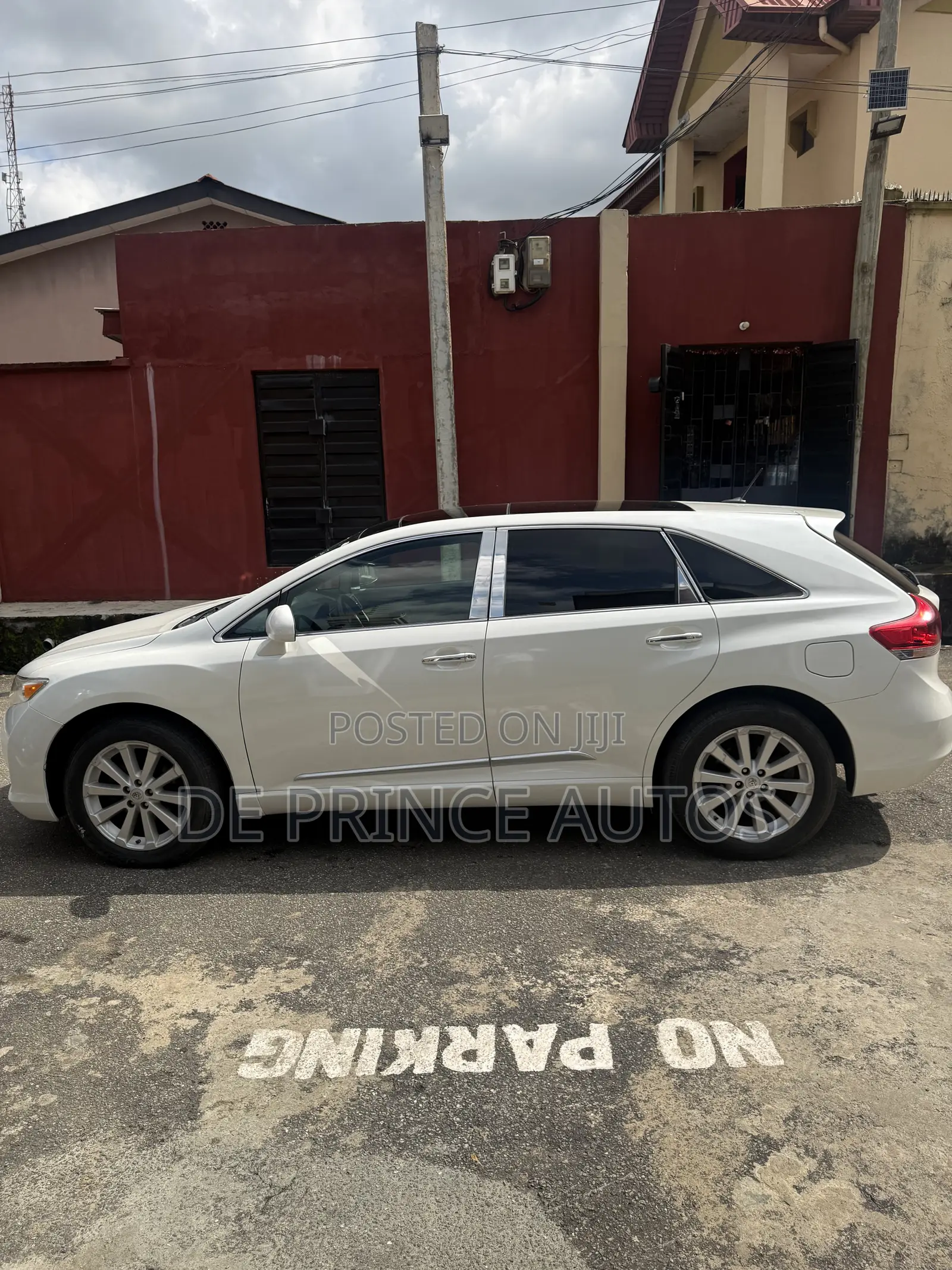 Toyota Venza 2011 White