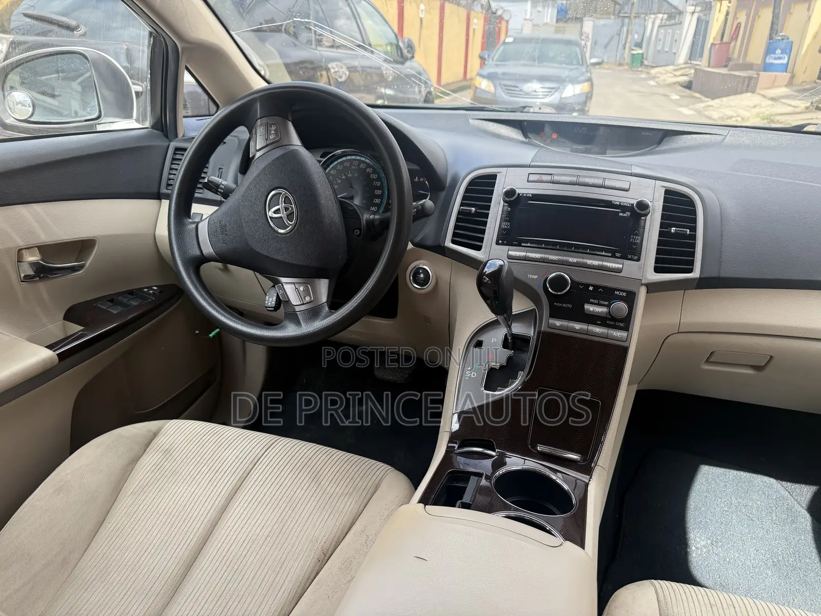 Toyota Venza 2011 White