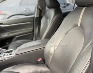 Toyota Camry 2018 Gray