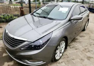 Hyundai Sonata Limited Sedan FWD (2.4L 4cyl 6A) 2013 Gray